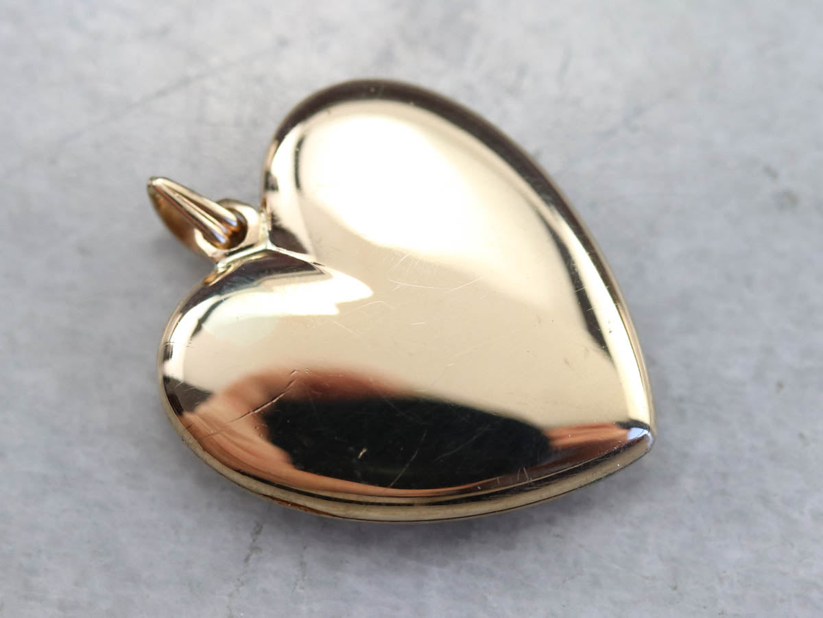 Retro Era Heart Shaped Locket