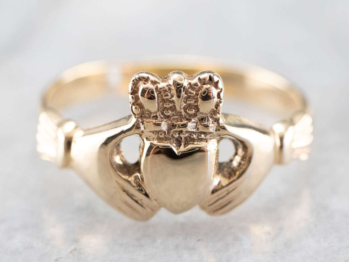 Vintage Yellow Gold Claddagh Ring