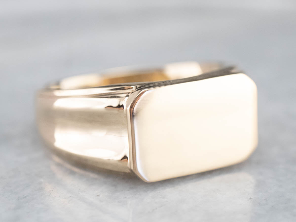 Men&#39;s East to West Gold Signet Ring