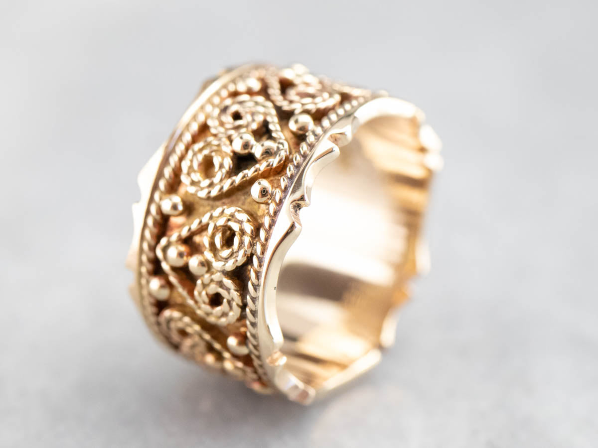 Ornate Yellow Gold Heart Pattern Band