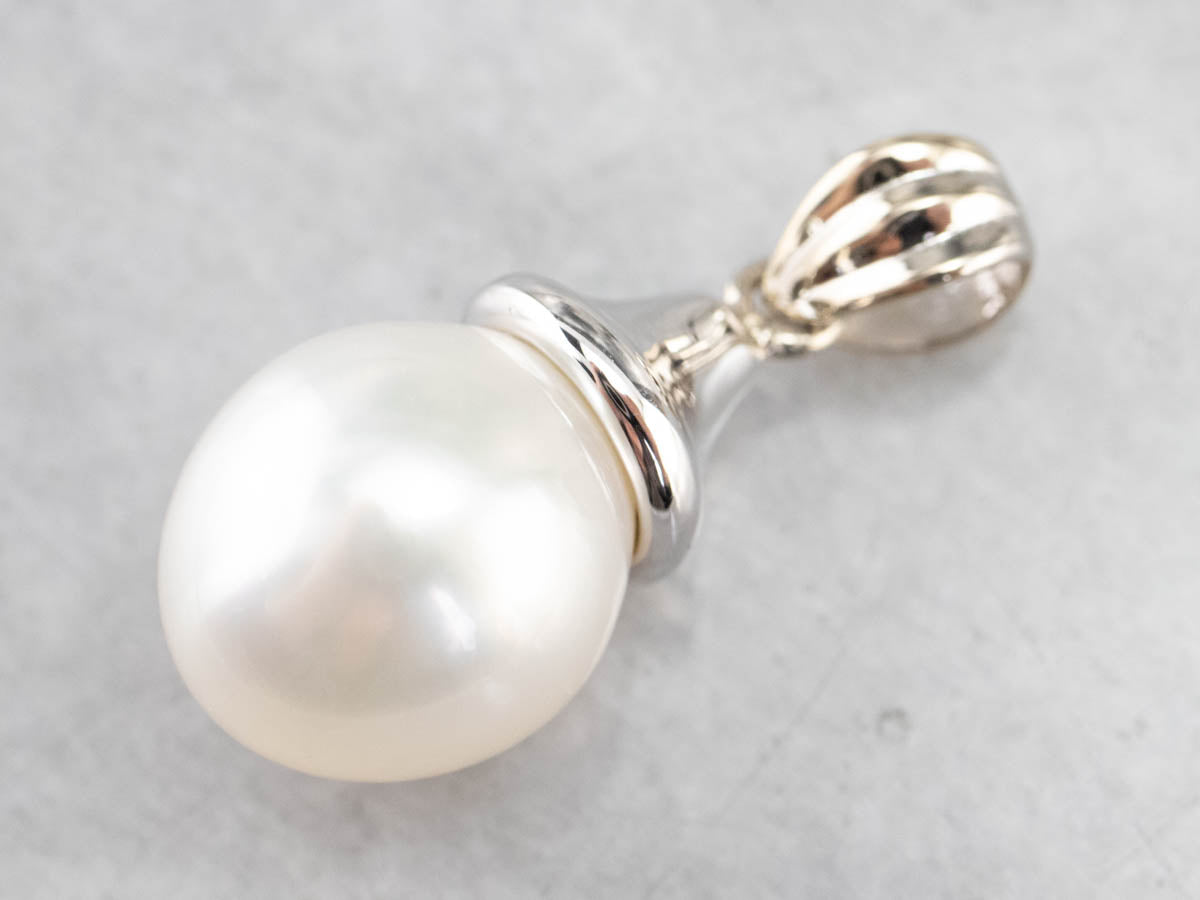 White Gold Pearl Solitaire Pendant