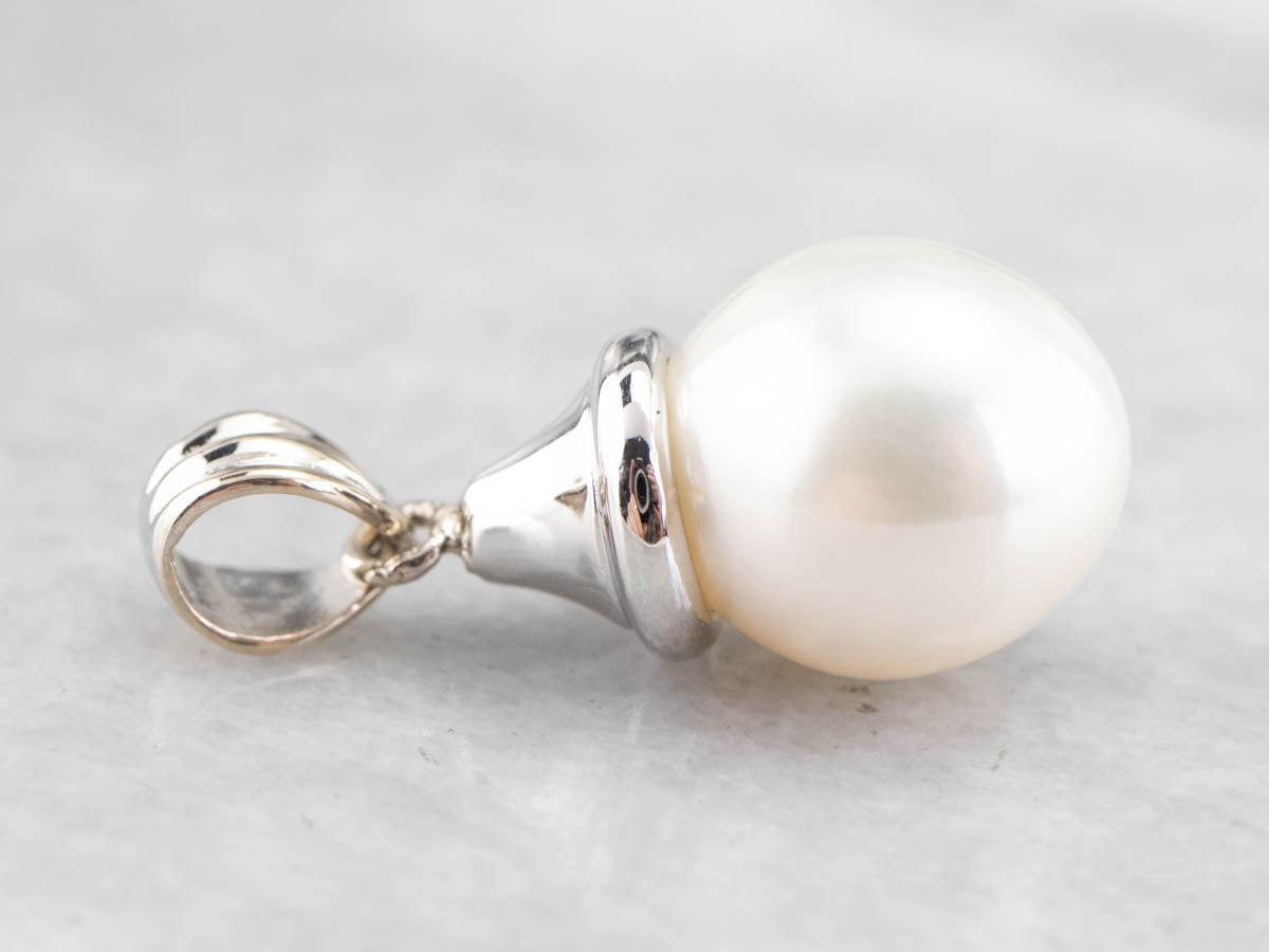 White Gold Pearl Solitaire Pendant