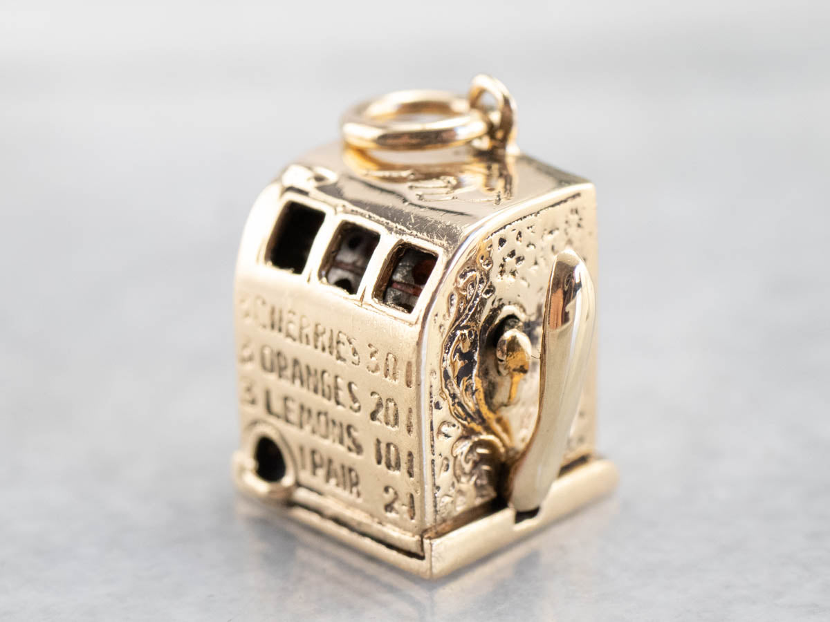 Vintage Working Slot Machine Gold Gambler&#39;s Charm