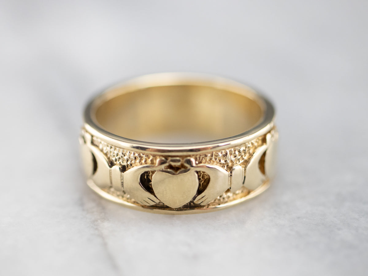 Vintage Yellow Gold Claddagh Band