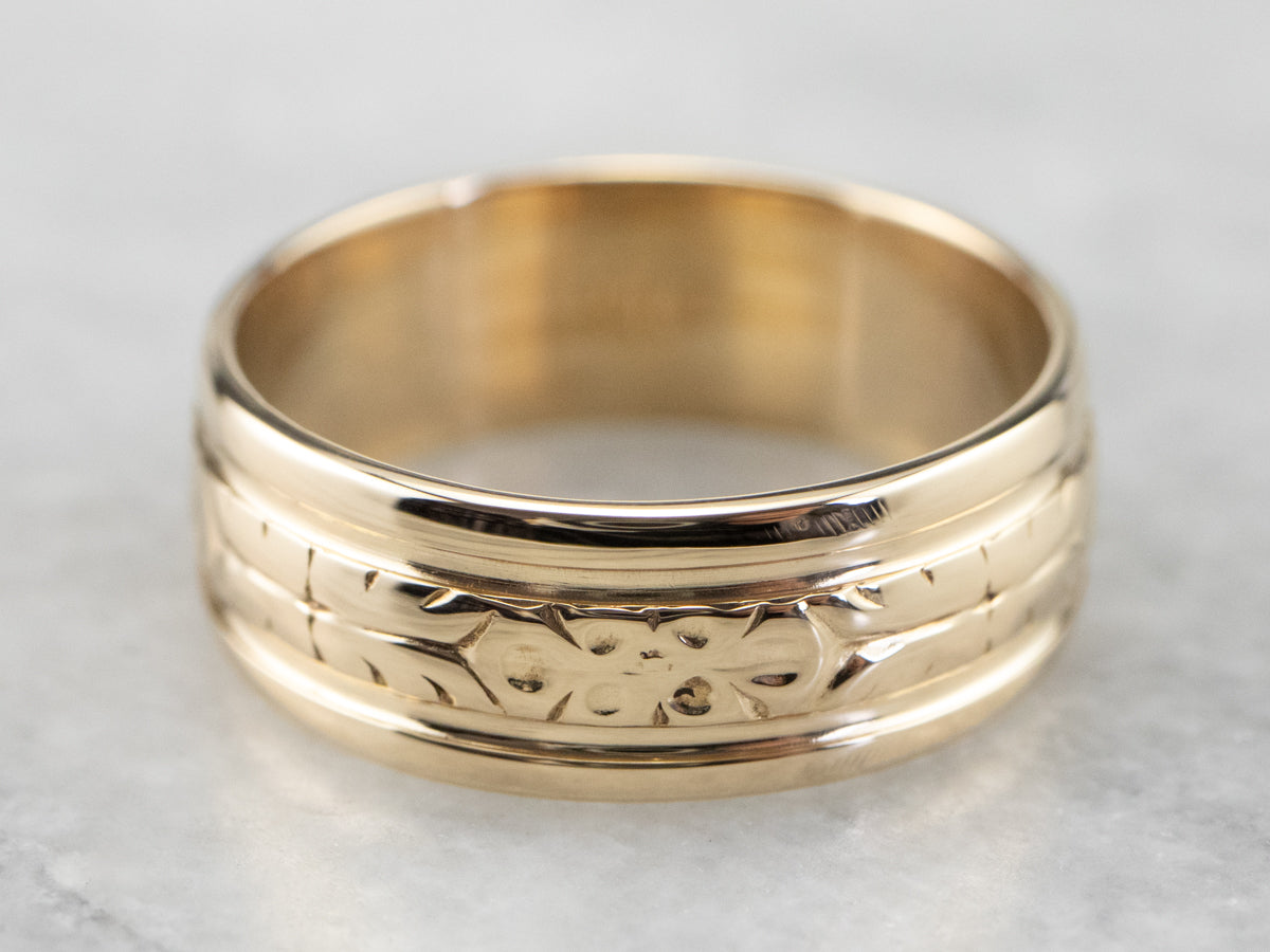 Vintage Floral Patterned 14K Gold Wedding Band