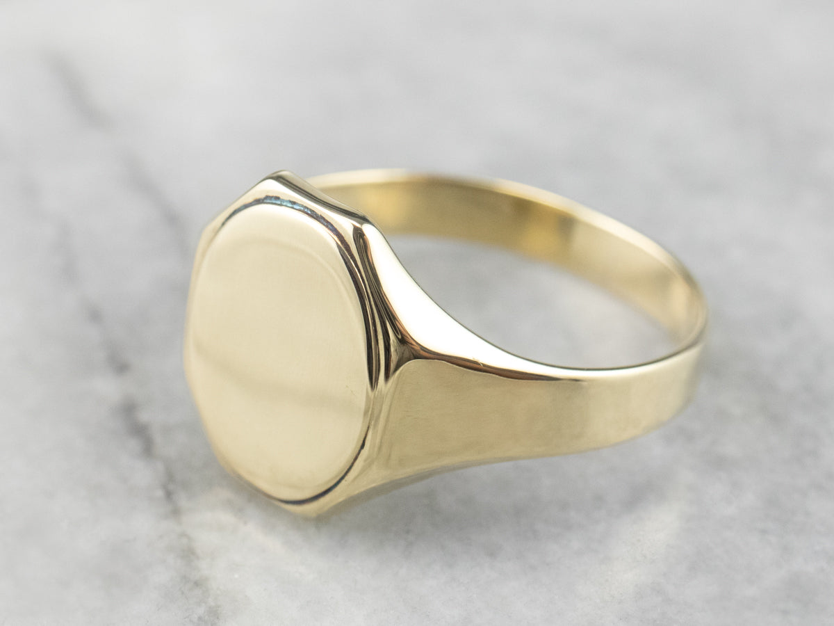 Unisex Vintage Gold Signet Ring