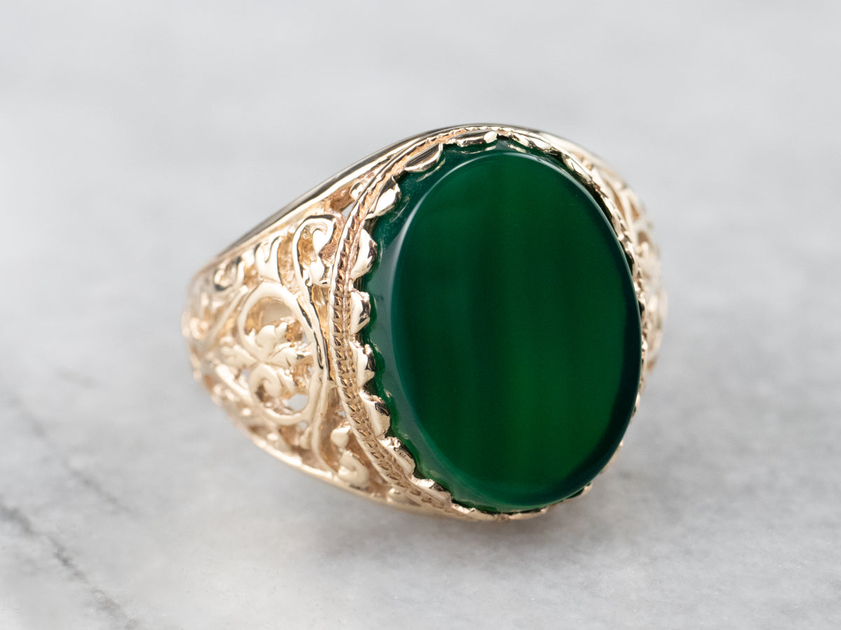 Anillo de oro y ónix verde atrevido