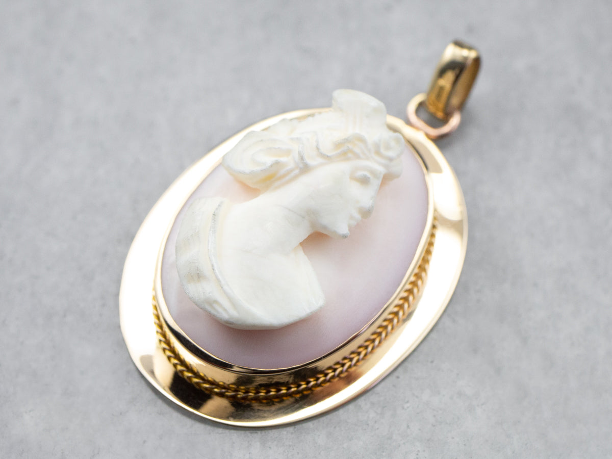 Deals Vintage 10kt gold Pink stone Cameo Pendant Necklace