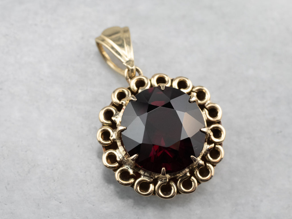 Vintage 14K sold Gold and Garnet Pendant