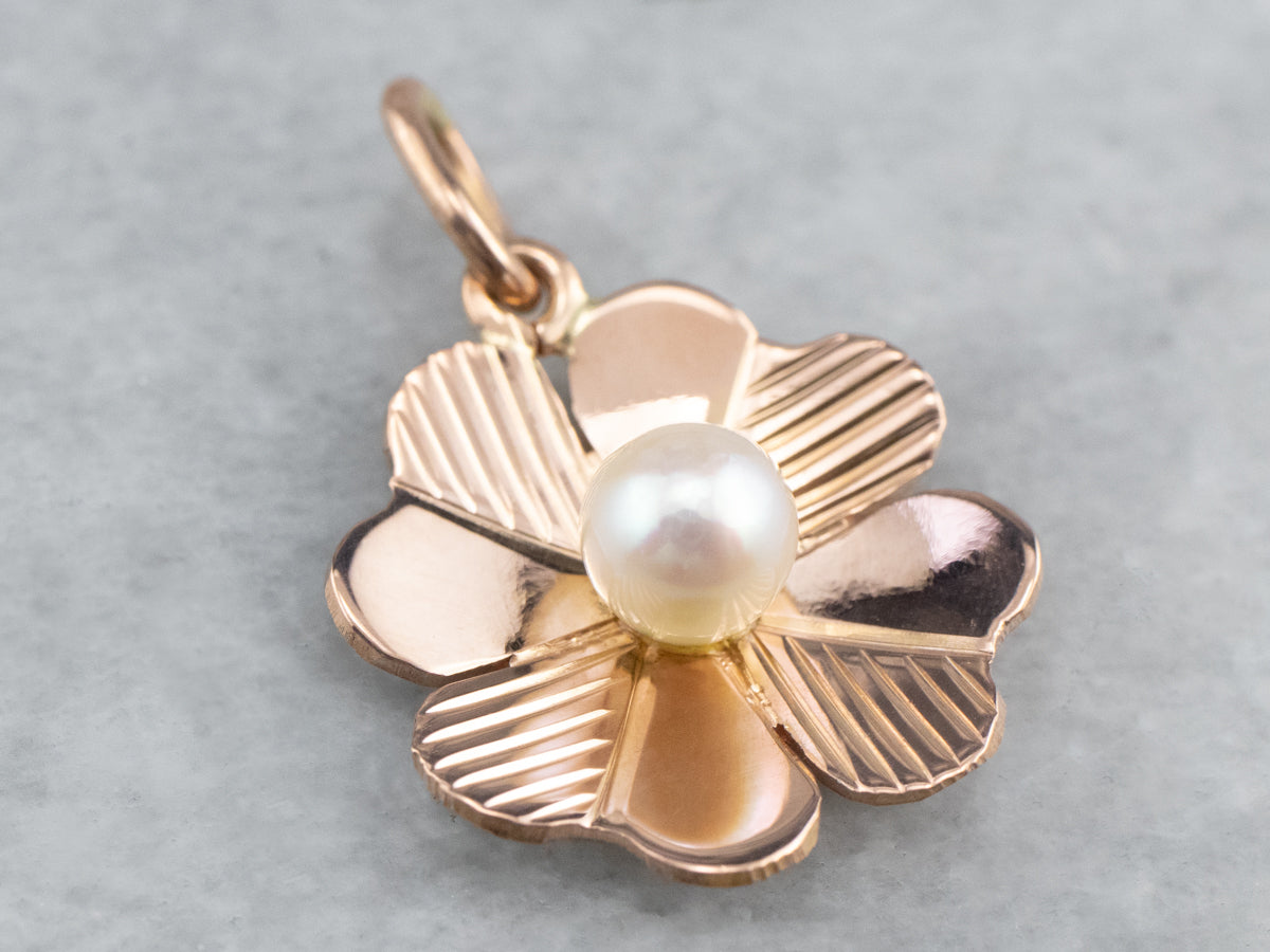 Pearl Four Leaf Clover Rose Gold Pendant