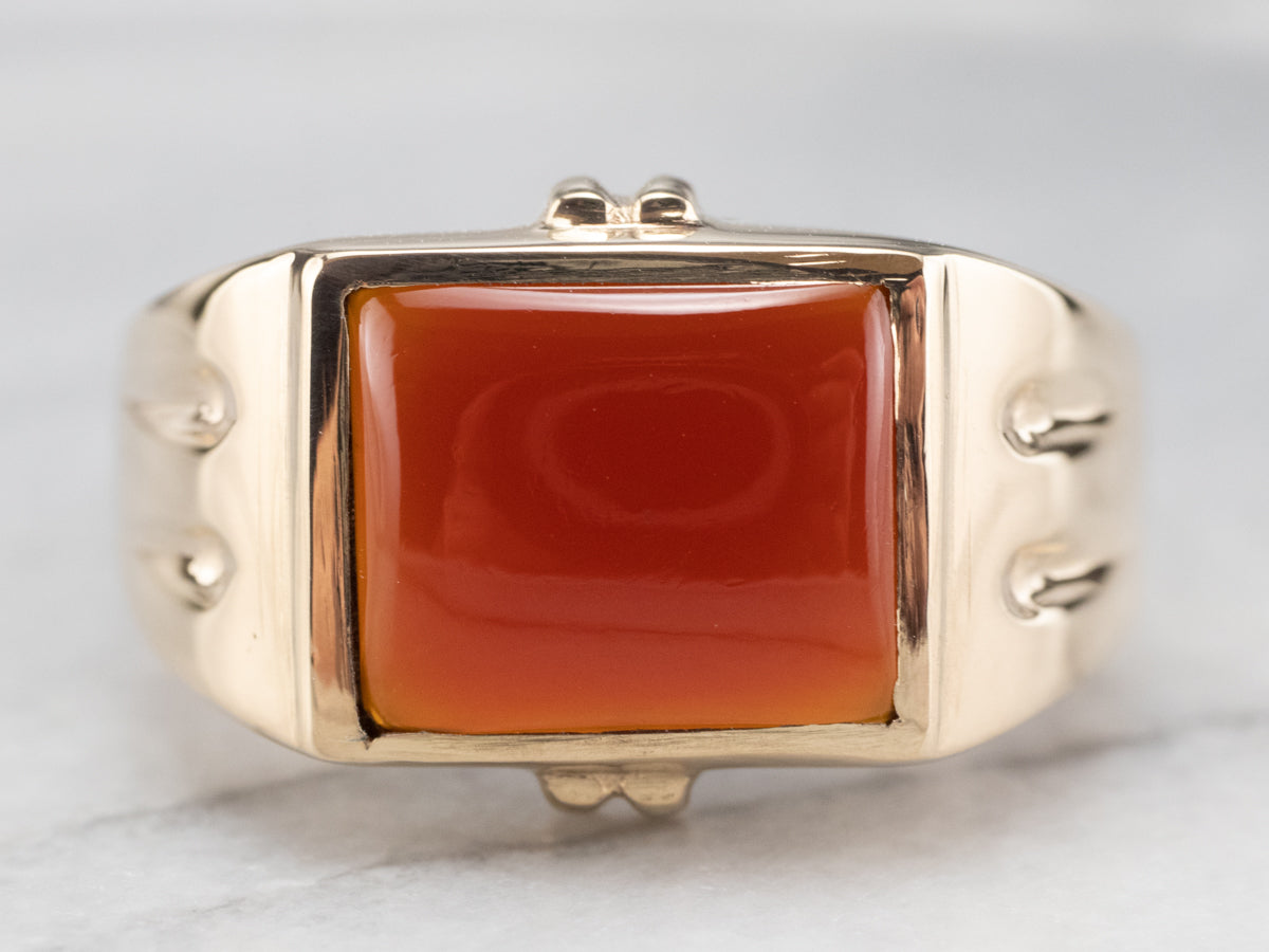 Retro Era Men&#39;s Carnelian Gold Ring