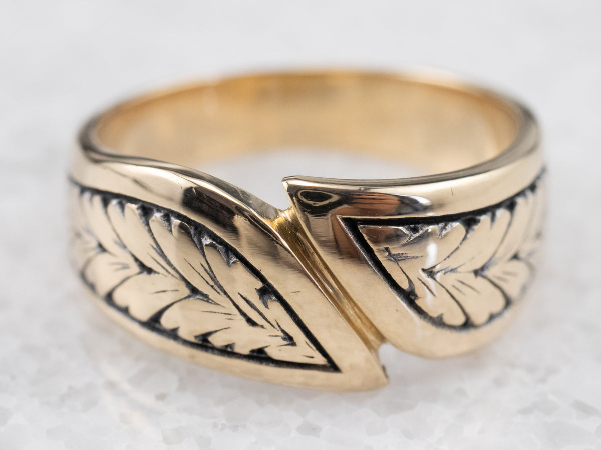 Vintage Patterned Bypass Style Gold Band