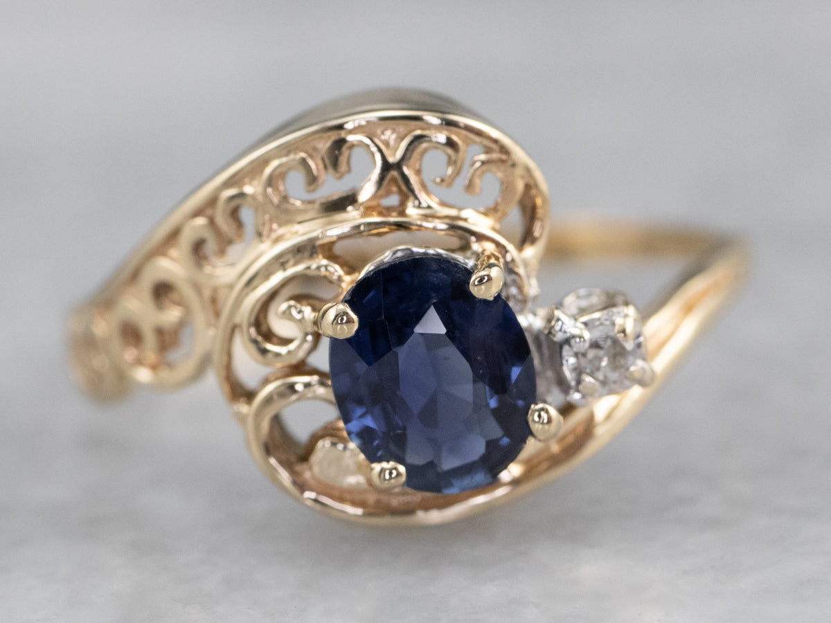 Asymmetrical Sapphire Diamond Gold Filigree Ring