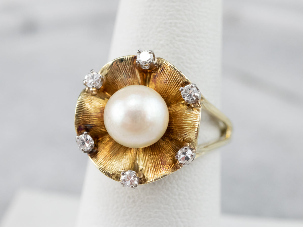 14k top Gold Pearl and Diamond Ring