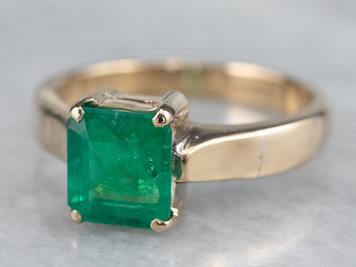 18K Gold Emerald Solitaire Engagement Ring