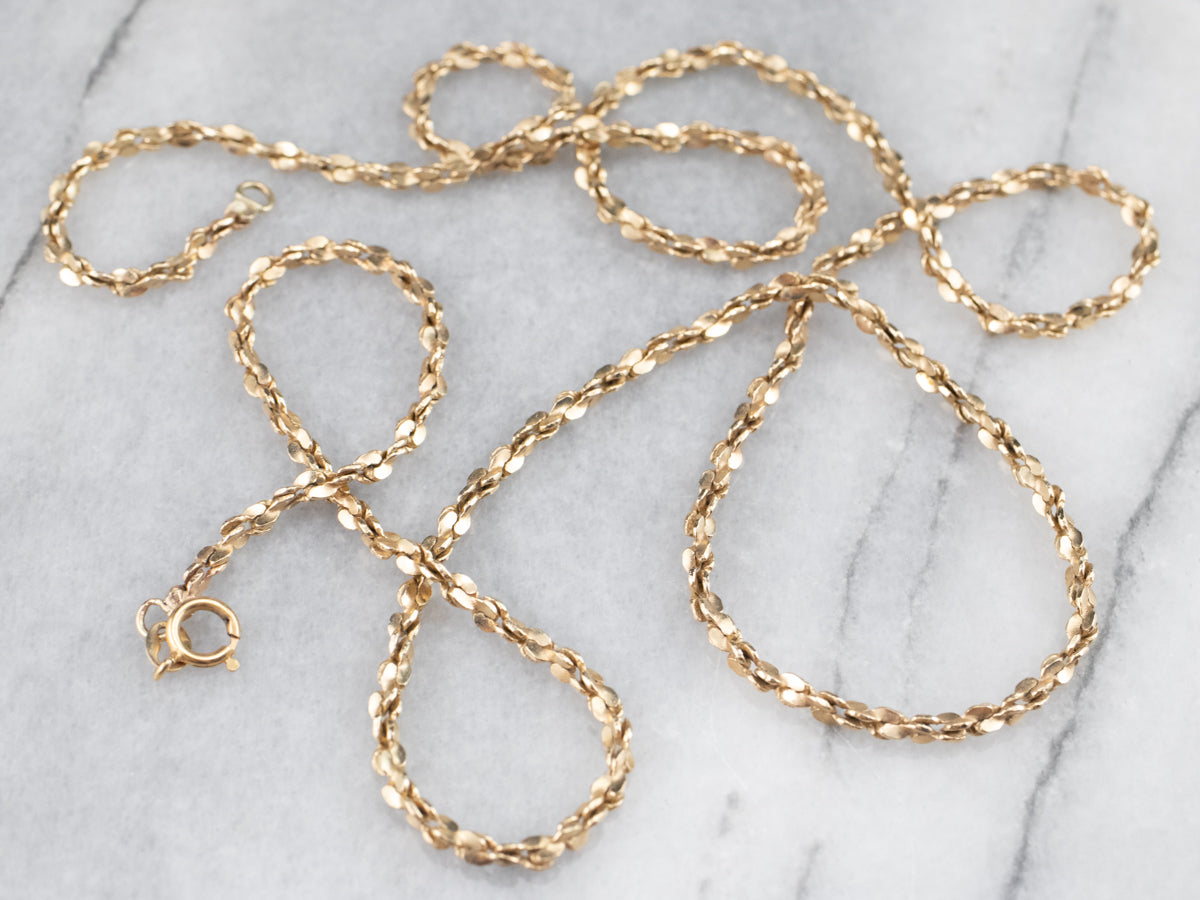 Twisting Gold Tinsel Chain