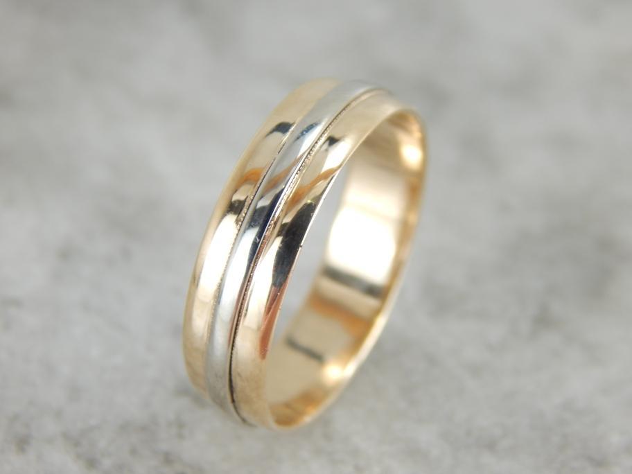 Vintage Keepsake Yellow and White Gold Band