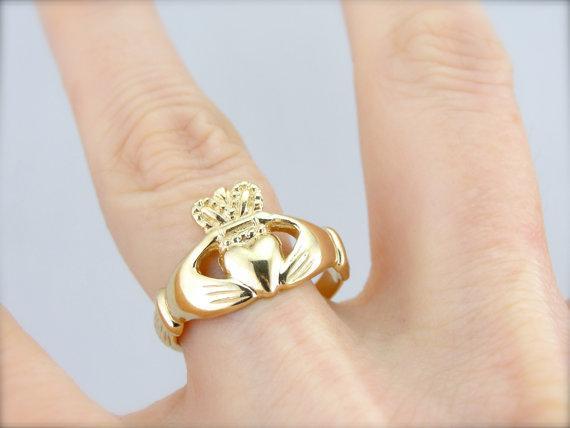 Antique Stone Set Claddagh Ring – Heavy - Celtic Jewelry by Boru ®