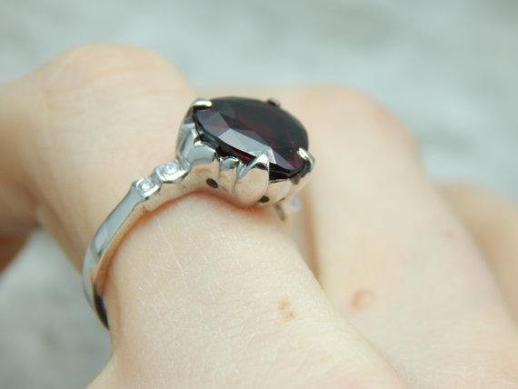 Pear Shaped Red Garnet White Gold Ring