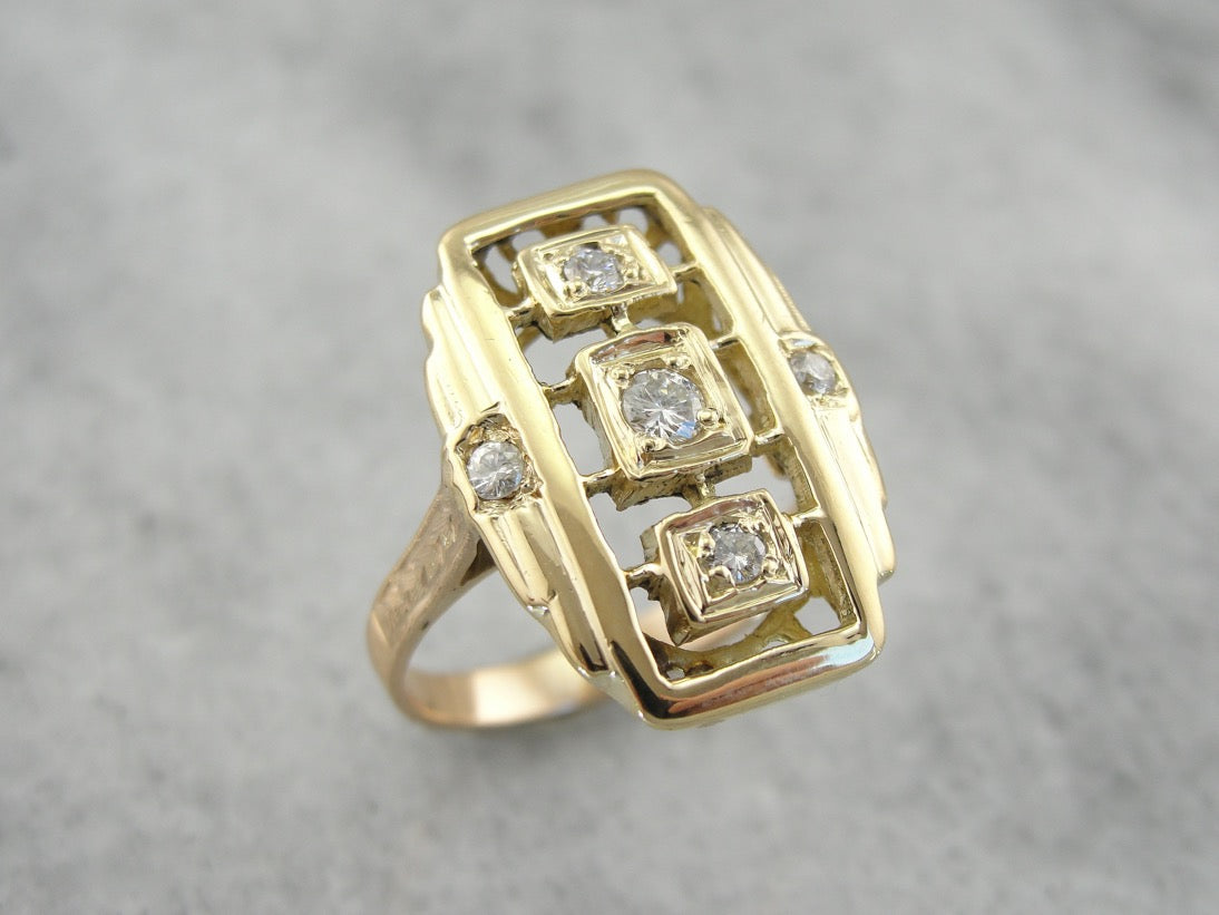 Fantástico anillo de cóctel vintage con múltiples diamantes, rico oro de alto karate