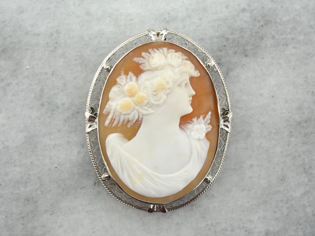 Vintage Cameo Pendant in Filigree Frame