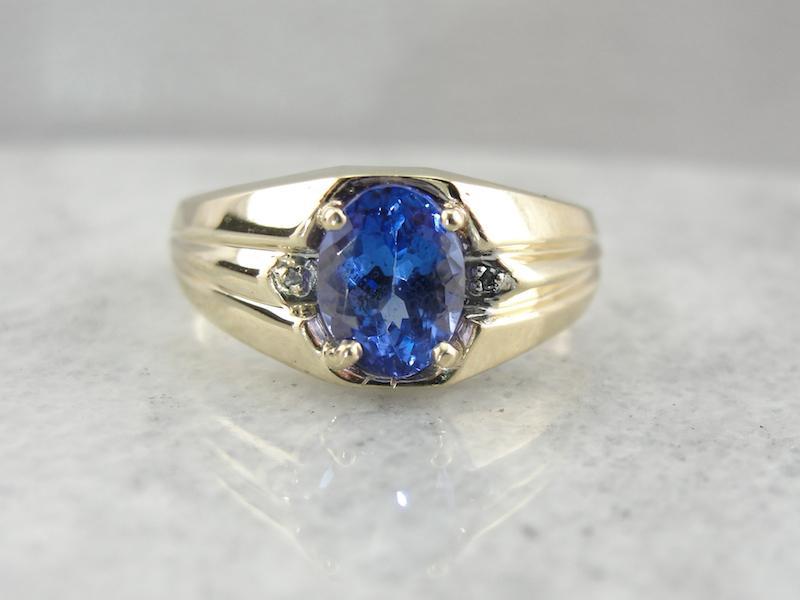 Vintage Men s Ring with Deep Blue Tanzanite