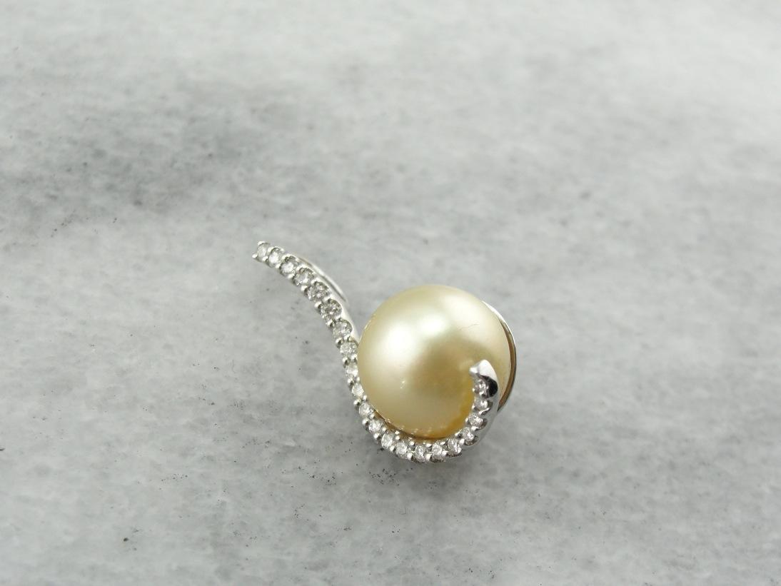 The Octopus's Garden: Diamond and Pearl Pendant