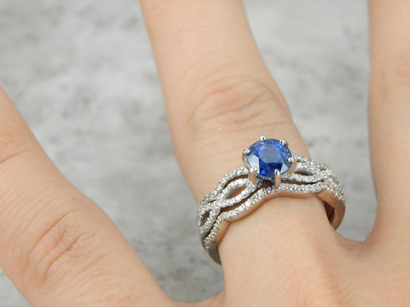 Fine Ceylon Sapphire and Diamond Ladies Ring