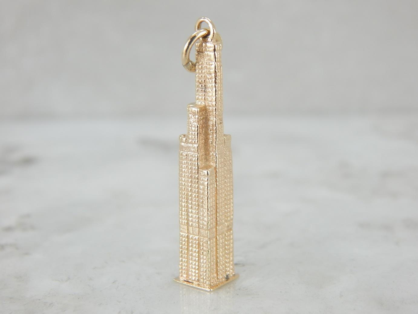 Memento of Chicago, Vintage Sears Tower Charm or Pendant