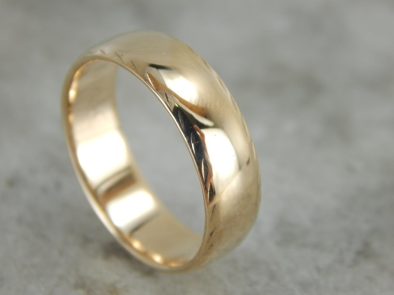 Etched and Polished Fancy Edge Gold Wedding Band