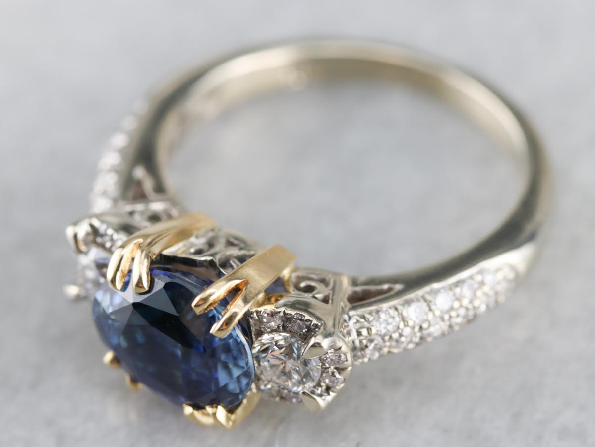 Exceptional Ceylon Sapphire Modern Engagement Ring