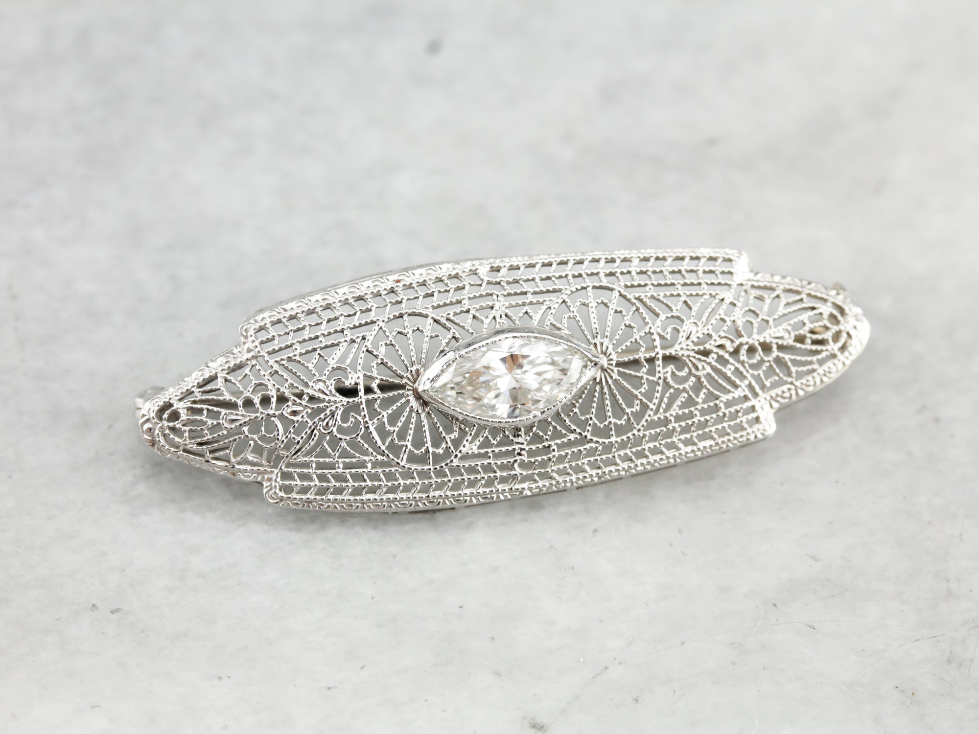 Outstanding Filigree Brooch with One Carat Diamond Center, Art Deco Finery