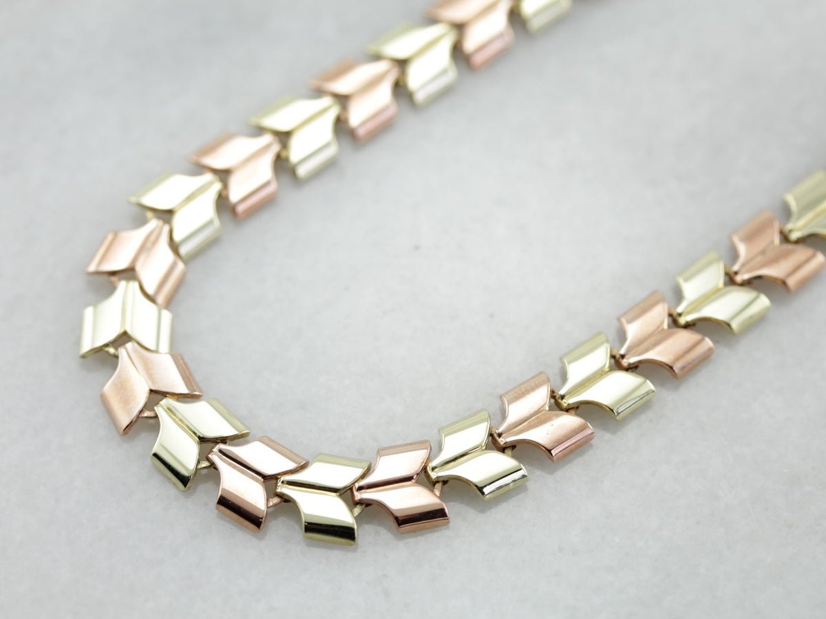 Substantial and Sleek Rose and Green Gold Choker from the Retro Era, with Chevron Motif