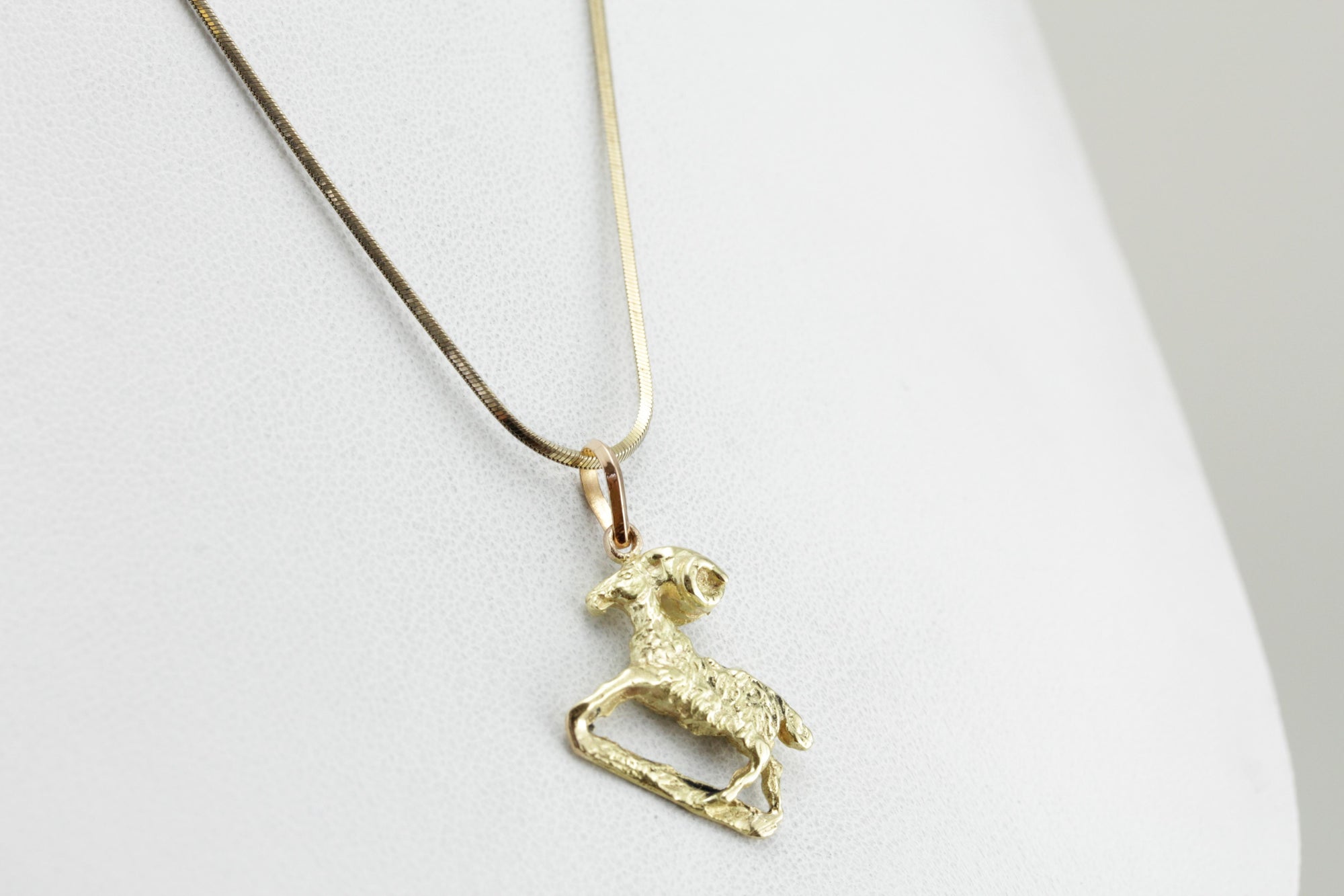 Aries, The Ram, Vintage Ram Layering Pendant or Charm  6UY4F