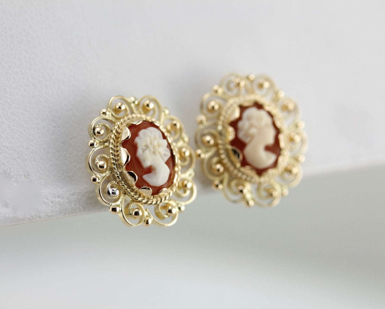 Mid Century Cameo Stud Earrings with Filigree Gold Frames