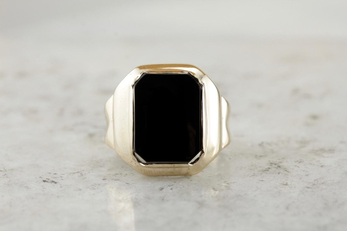 Men&#39;s Retro Era Black Onyx Statement Ring