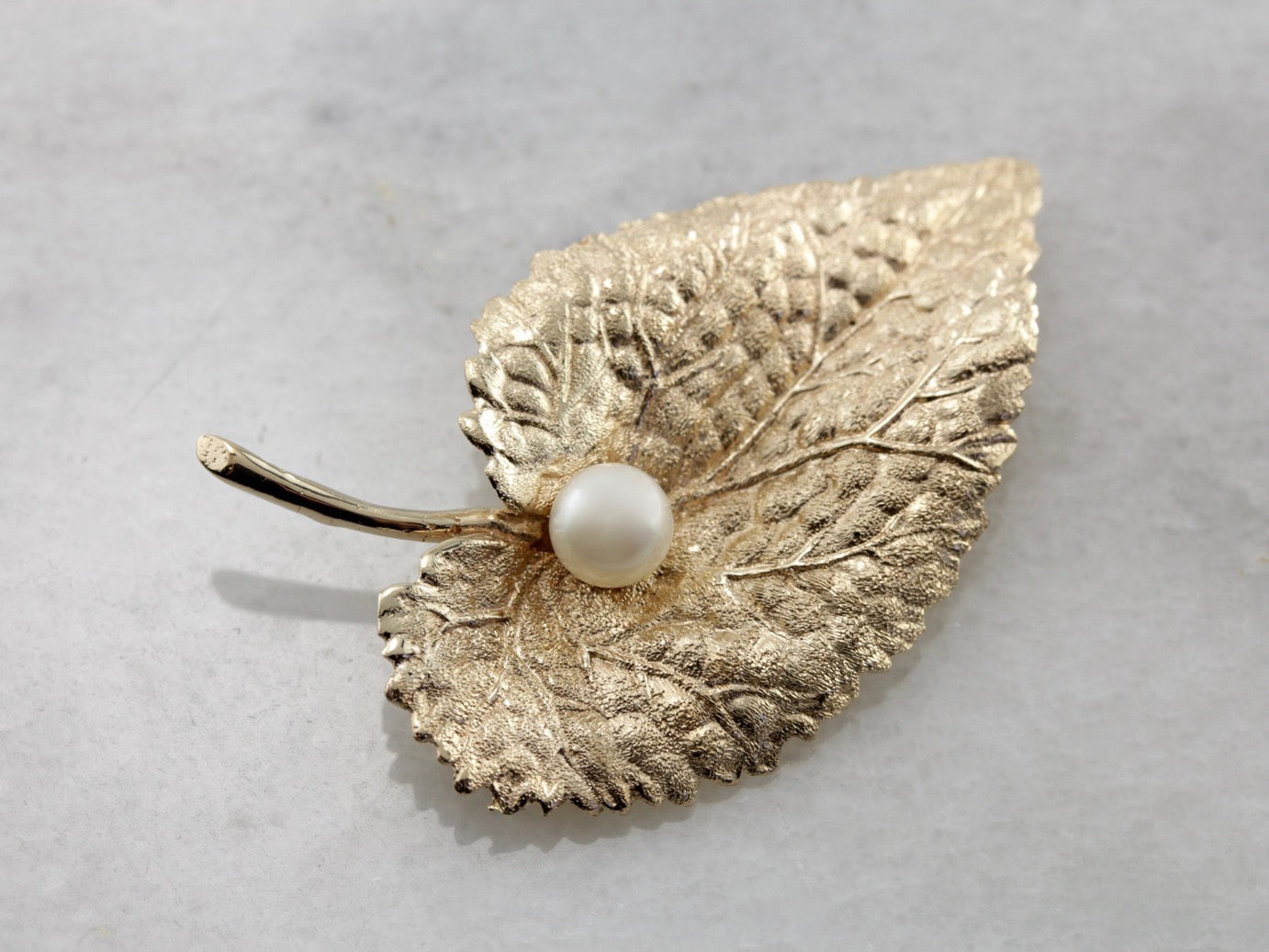 Realistic Vintage Aspen Leaf Brooch with Cultured Pearl Accent