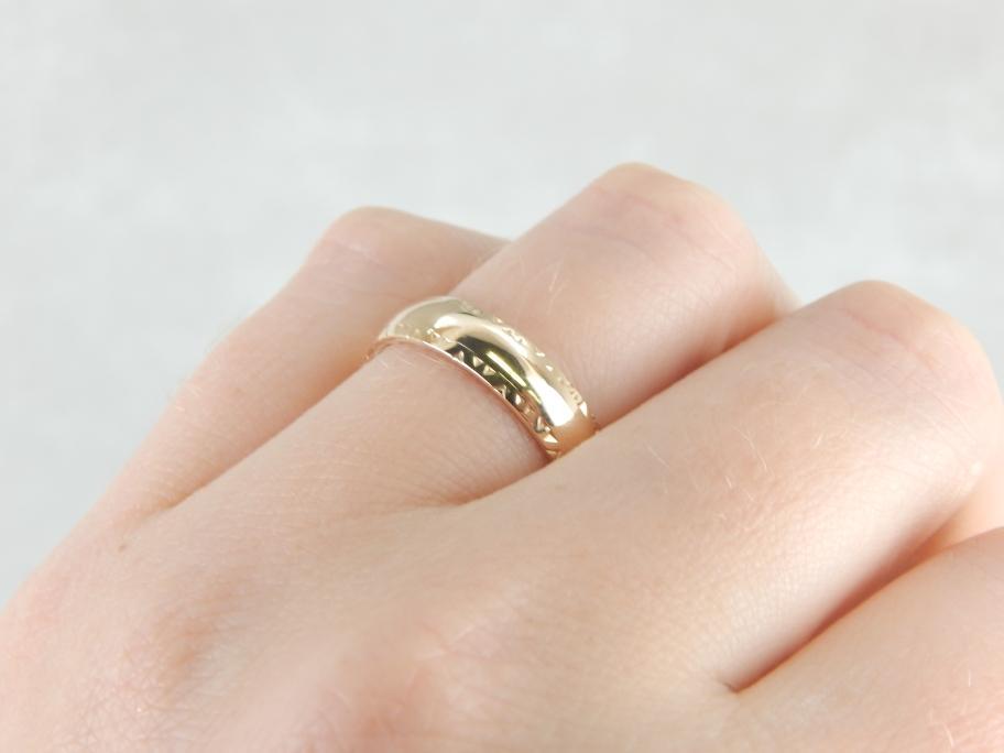 Chevron Motif, Vintage Rose Gold Wedding Band