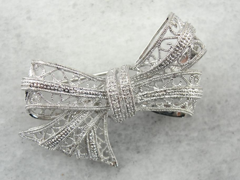 Art Deco Darling! Vintage Filigree Bow Brooch for Wedding or Heirloom