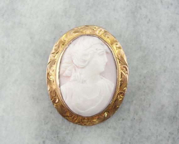 Pink and Creamy White Shell Cameo in Fine Gold Frame