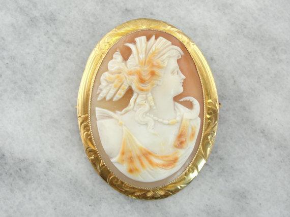 White Shell Cameo  in Fine Gold Frame Pendant or Brooch