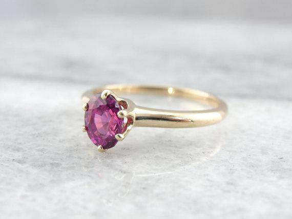 Deep Fuscia Pink Sapphire in Vintage Solitaire Mounting