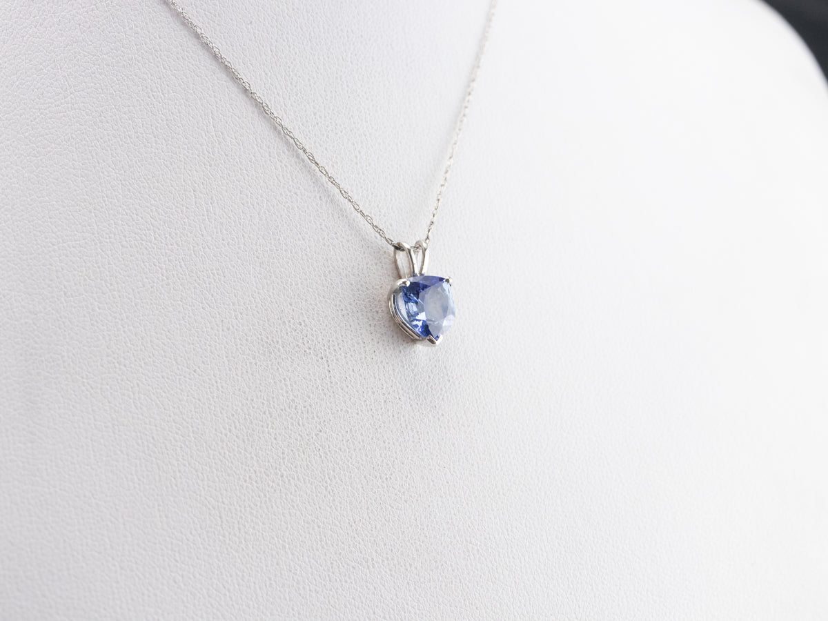 Exquisite Ceylon Sapphire Solitaire Pendant