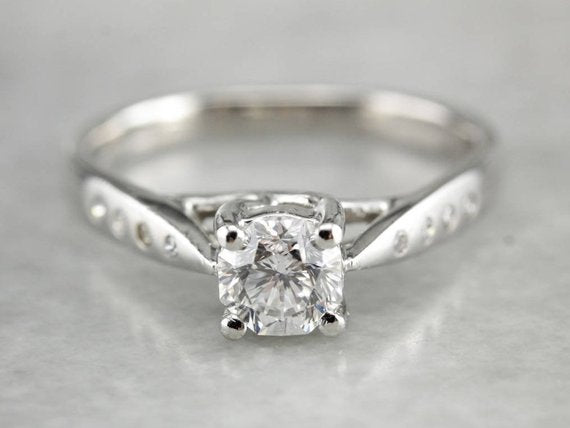 Gorgeous Diamond Engagement Ring in Platinum