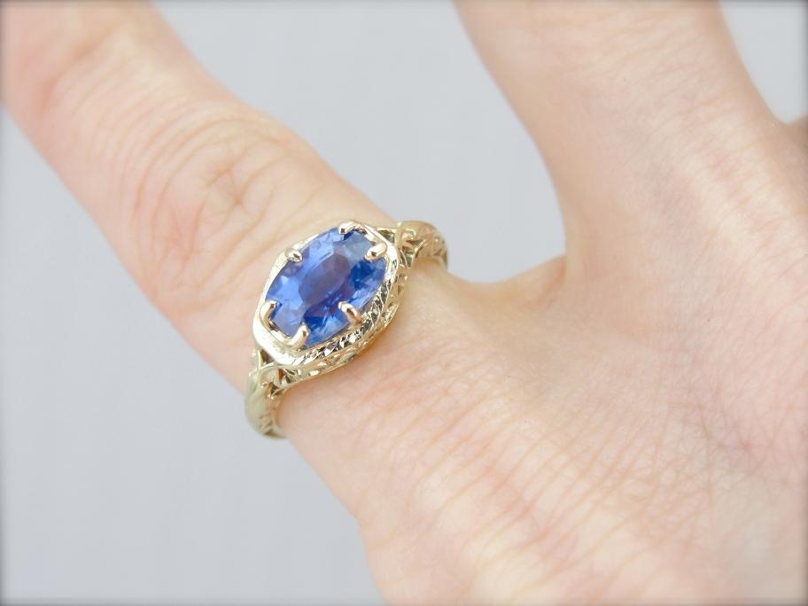 Antique Green Gold Filigree and Rare Ceylon Sapphire Ring