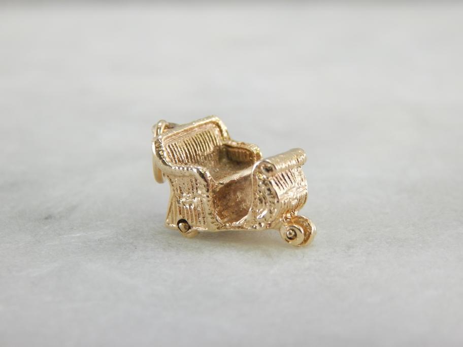 Vintage Yellow Gold Push Cart Charm