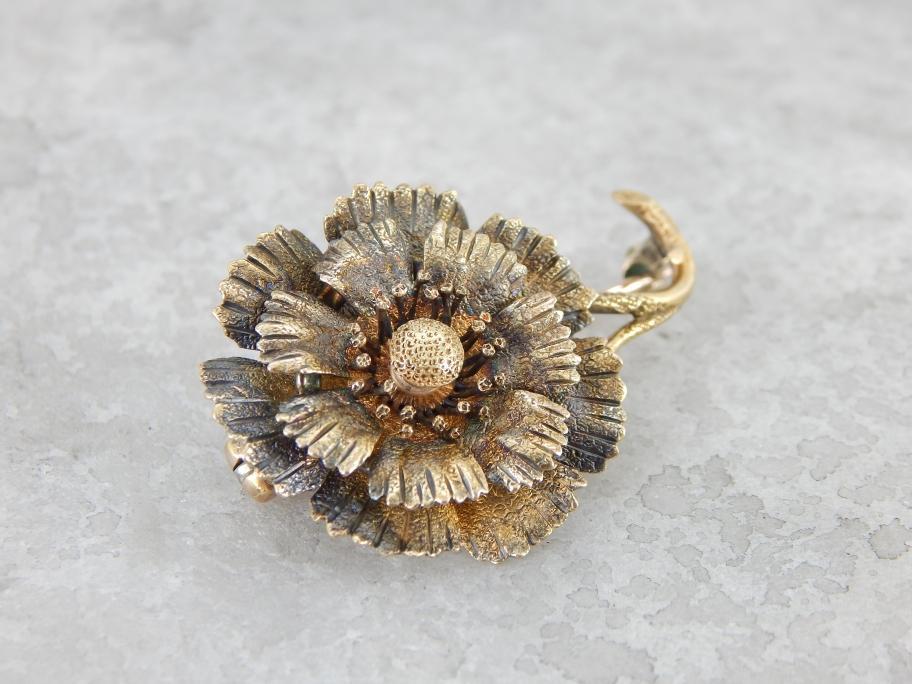 Antique Textured Green and Yellow Gold Daisy Brooch