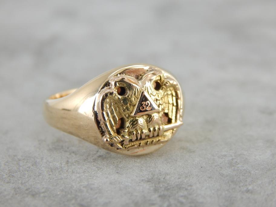 Anillo masónico antiguo de doble águila con marca 32