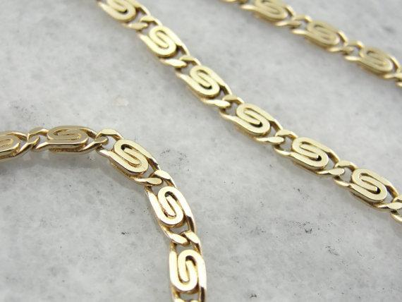 Unisex Yellow Gold Chain With Spiral Links